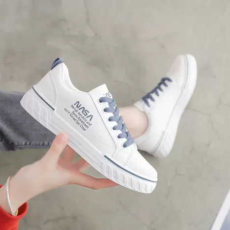 小白女鞋.webp